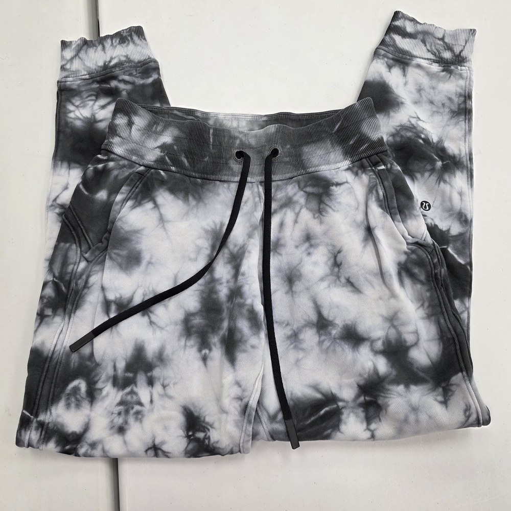 Lululemon Athletica Black and Gray Tie-Dye Joggers Earth Dye